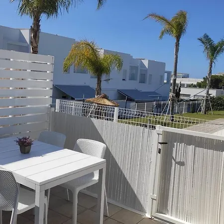 Casita Playa Conil ヴィラ コニル・デ・ラ・フロンテラ